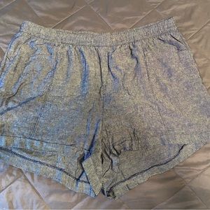 Old Navy 3x pull on chambray denim shorts NWOT